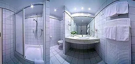 Main Eckert 3 Szálloda Veitshöchheim